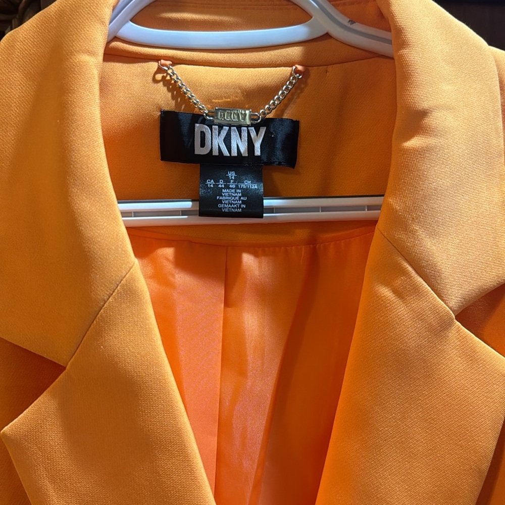 NWT DKNY Golden Orange Blazer Size 15 - Picture 2 of 8